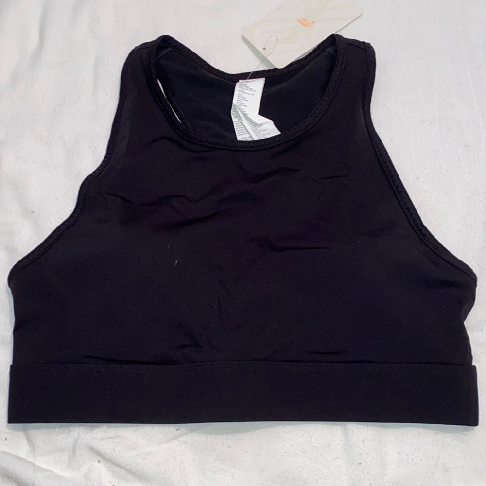 Women’s Fabletics sports bra/top